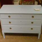 329 5377 CHEST OF DRAWERS
